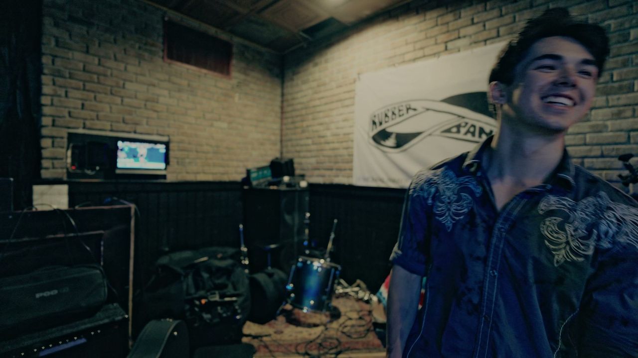 Rubber Band, still 2